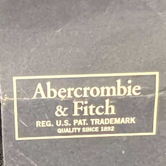 Abercrombie & Fitch Black loose fitting high rise pleated belt pants size Medium - Picture 5 of 9